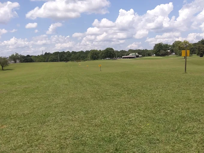Belle Acres Golf Course Cookeville, TN - Championship 9-hole golf course fairway with manicured Bermuda grass designed by Dr. J.P. Terry, Tennessee public golf course