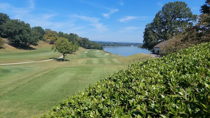 Chattanooga Golf & Country Club Chattanooga, TN - Pristine putting green with strategic bunkers and mature landscaping, Private 18-hole Tennessee golf course