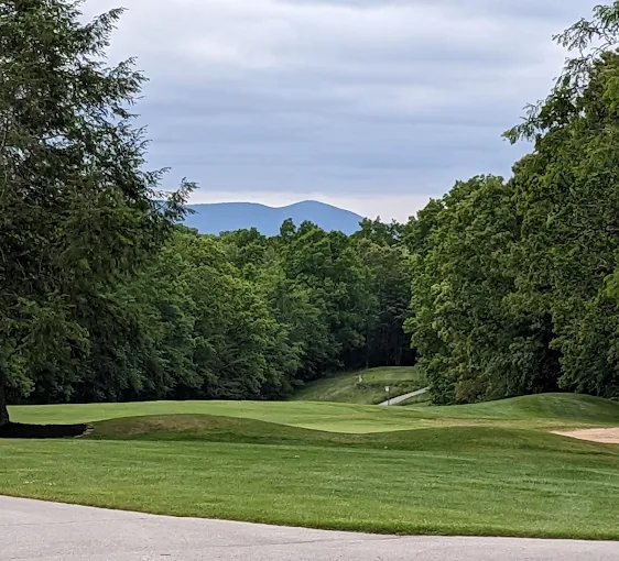 Dorchester Golf Club Fairfield Glade, TN - Scenic golf course landscape with rolling hills and tree-lined fairways, Tennessee semi-private golf course