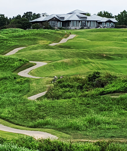 Greystone Golf Course Dickson TN - Panoramic fairway view hole 12 with strategic bunkers and mature trees