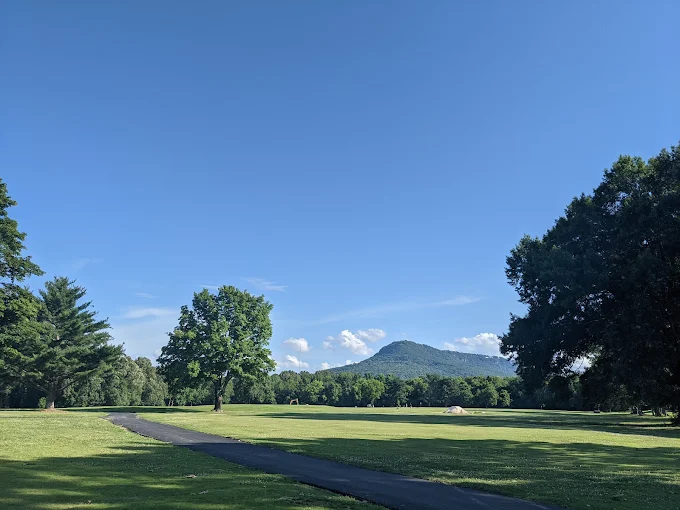 Moccasin Bend Golf Course Tennessee - Championship golf course layout showing championship layout and natural terrain