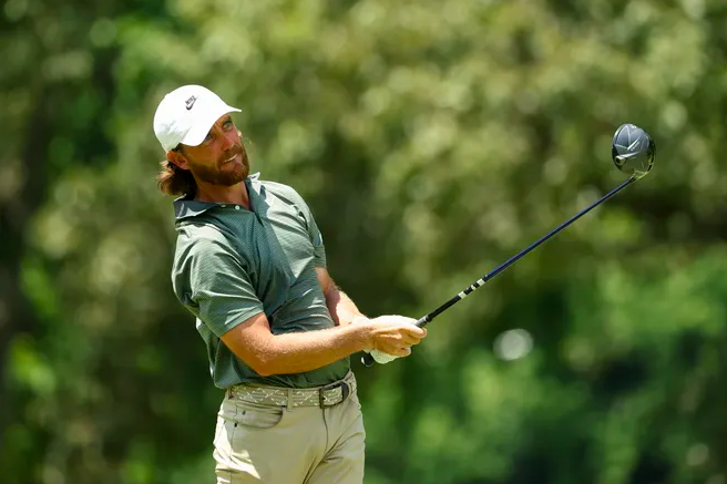 Fleetwood Maintains Narrow Lead as Scheffler Charges at FedEx St. Jude Championship