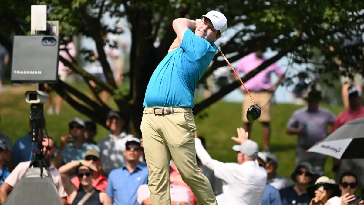 MacIntyre Extends Commanding Lead as Scheffler Remains in Pursuit at BMW Championship