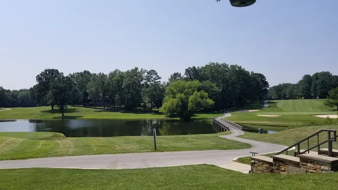 Dorchester Golf Club water hazards tree-lined fairways Bobby Greenwood design Fairfield Glade